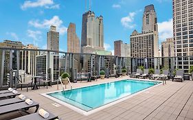 Viceroy Chicago Hotel Exterior photo