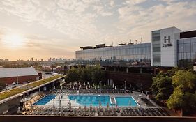 The Hotel & Athletic Club At Midtown Chicago Exterior photo