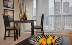 Premier Luxury Suites Chicago Exterior photo